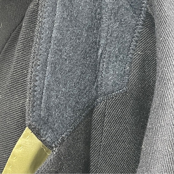 J. Crew Classic Schoolboy Navy Blazer Size 4 Silver Buttons 28233 - Picture 11 of 11
